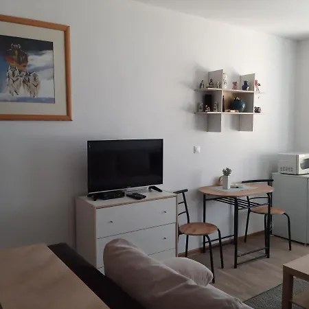 Apartmanovy Dom Magura Dóval